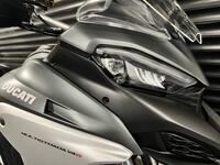 DUCATI MULTISTRADA V4