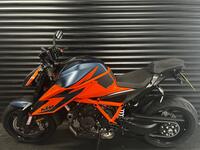 KTM 1290 SUPER DUKE R