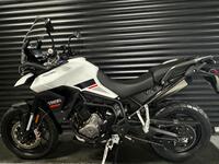 TRIUMPH TIGER 900
