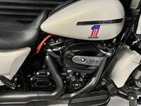 HARLEY-DAVIDSON Touring