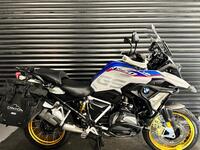 BMW R1250GS
