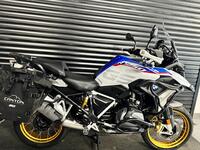 BMW R1250GS