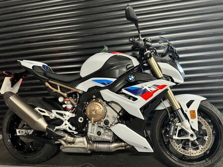 BMW S1000R