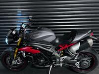 TRIUMPH SPEED TRIPLE 1050