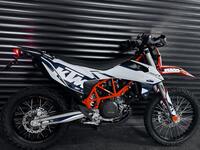 KTM 690
