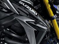 SUZUKI GSX-S750