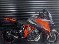KTM 1290 SUPER DUKE GT