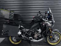 HONDA CRF1000L Africa Twin