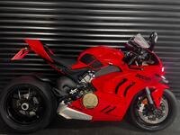 DUCATI Panigale V4