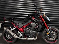 HONDA CB750 HORNET