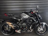 MV AGUSTA BRUTALE 800