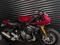 TRIUMPH SPEED TRIPLE 1200