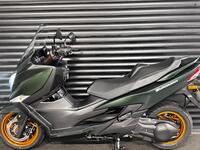 SUZUKI Burgman 400
