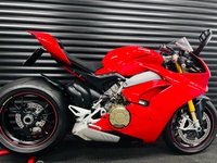 DUCATI Panigale V4