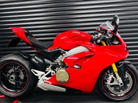 DUCATI Panigale V4