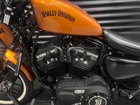 HARLEY-DAVIDSON 883
