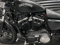 HARLEY-DAVIDSON 883