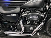 HARLEY-DAVIDSON 883