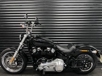 HARLEY-DAVIDSON Softail