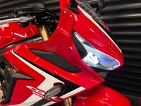 HONDA CBR650R