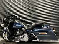 HARLEY-DAVIDSON Touring