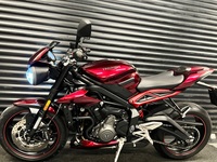 TRIUMPH STREET TRIPLE 765