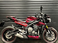 TRIUMPH STREET TRIPLE 765