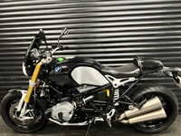 BMW R Nine T