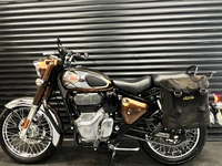 ROYAL ENFIELD CLASSIC CHROME