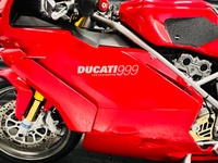 DUCATI 999