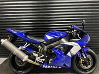 YAMAHA YZF-R1