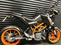 KTM 390 DUKE