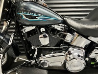 HARLEY-DAVIDSON Softail