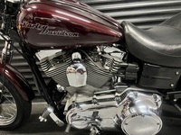 HARLEY-DAVIDSON Dyna