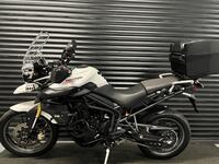 TRIUMPH TIGER 800