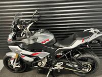 BMW S1000XR
